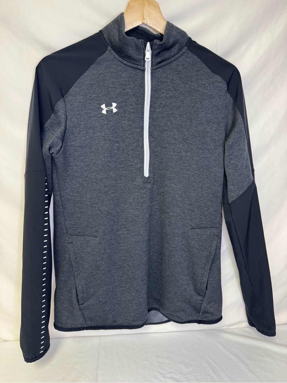 Under Armour Charcoal Gray & Black Quarter-Zip Training Top
